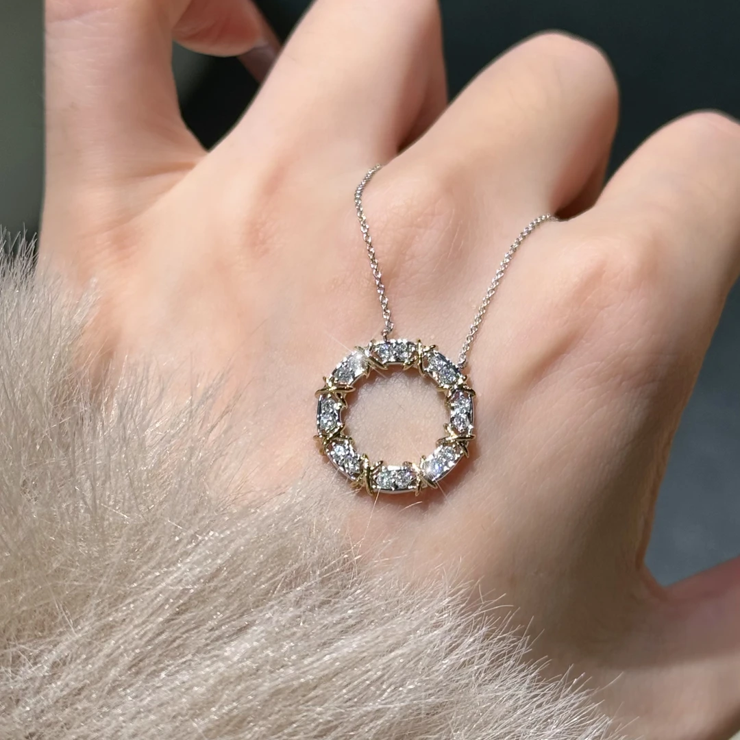 QANNA【罗马交叉分色】【大钻力量项链】18K金经典钻石气质项链AY