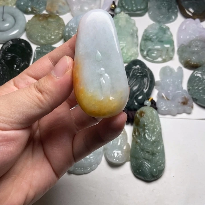 翡翠未镶嵌颈饰悟道35