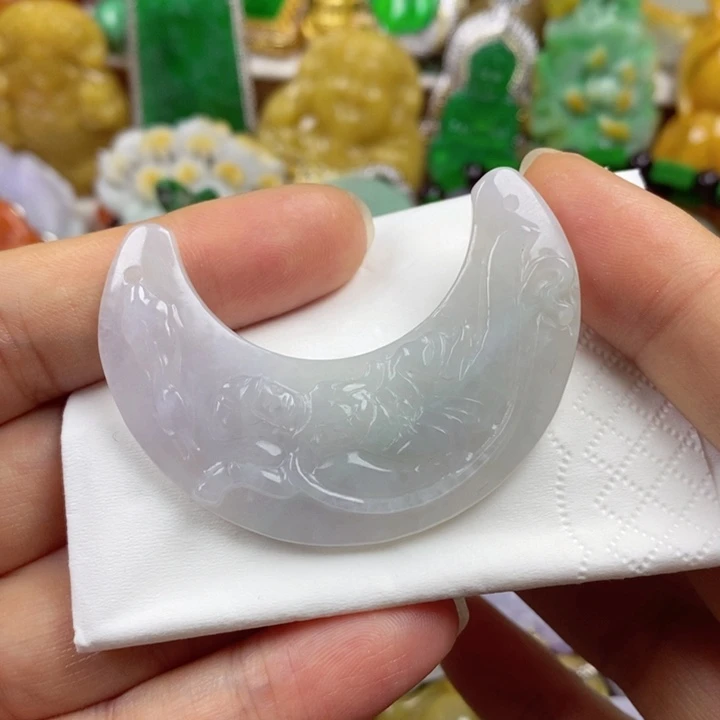 翡翠未镶嵌吊坠(赠链)