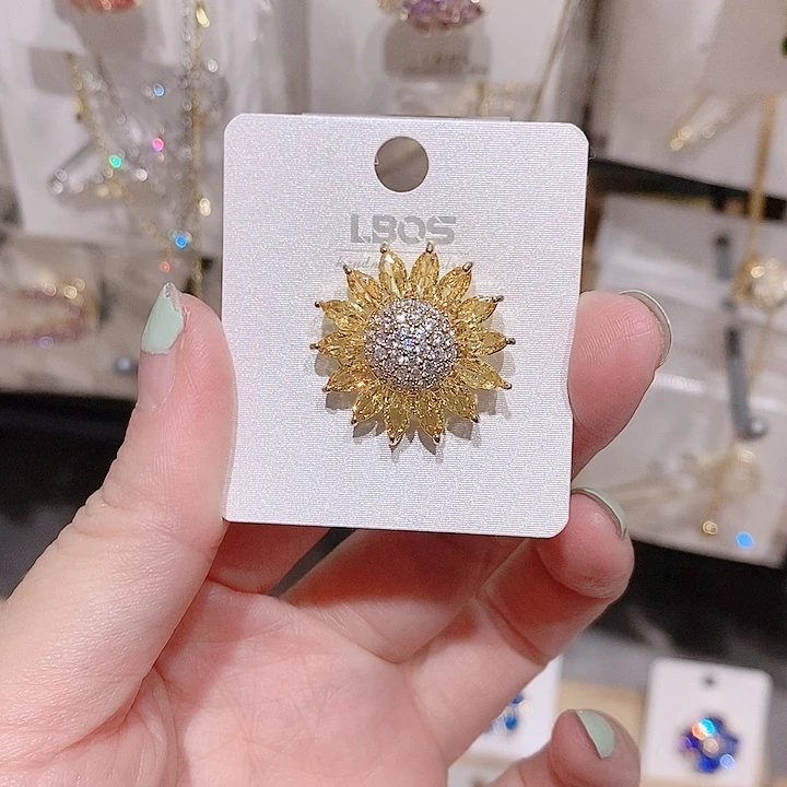 铜合金锆石磁吸胸针金色太阳花