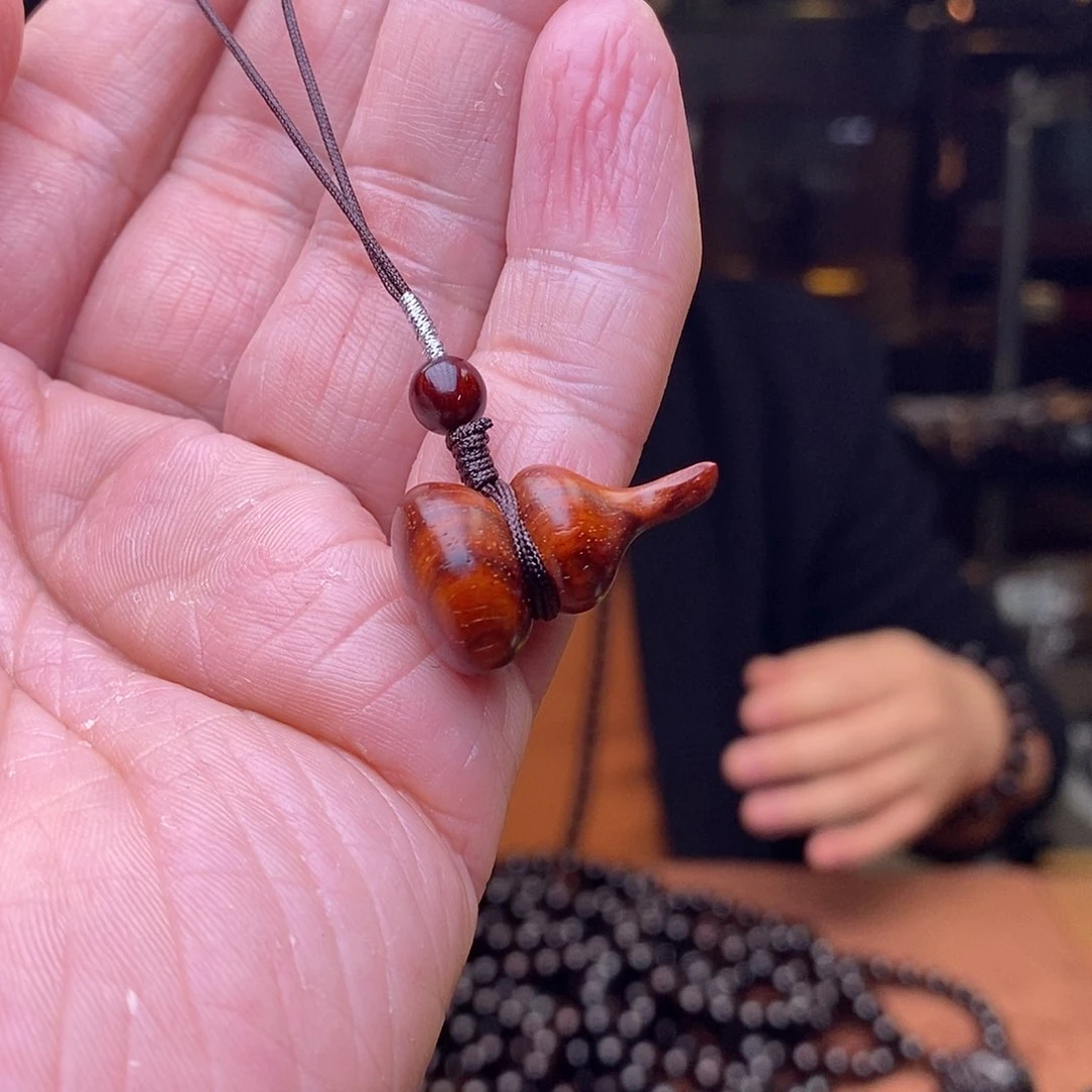 檀香紫檀（小叶紫檀）吊坠