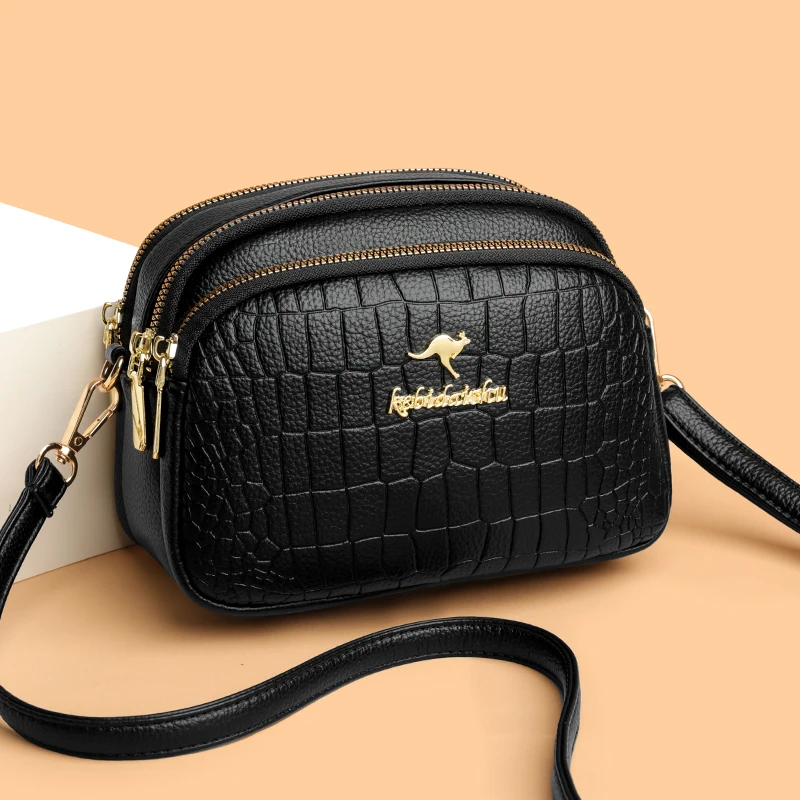 单肩斜挎包休闲包新款百搭斜挎包斜挎小包民族风多网红款包包女