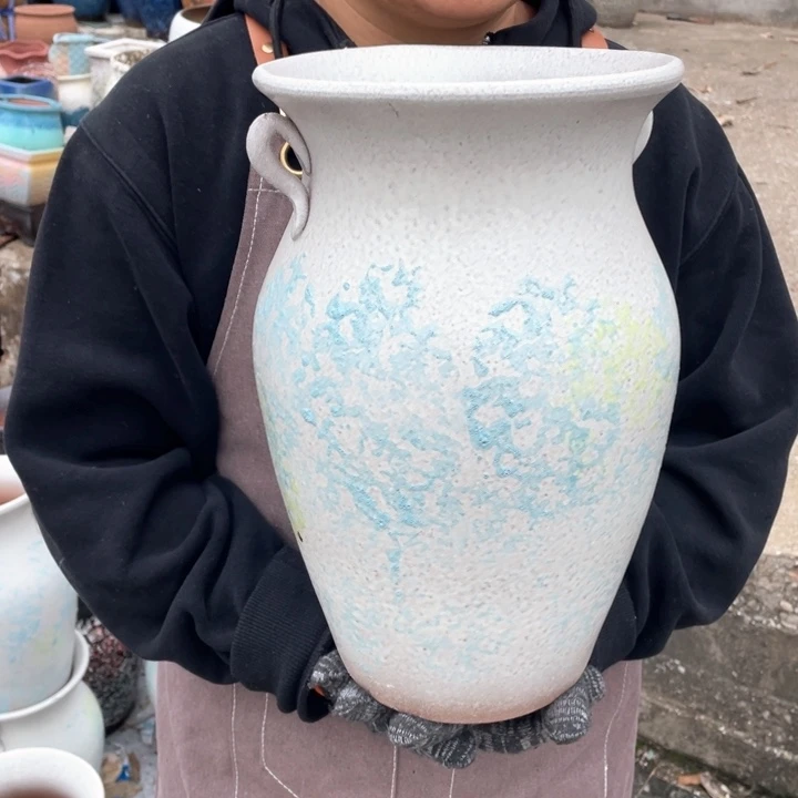 紫砂花盆口20高32瑕疵瑕疵