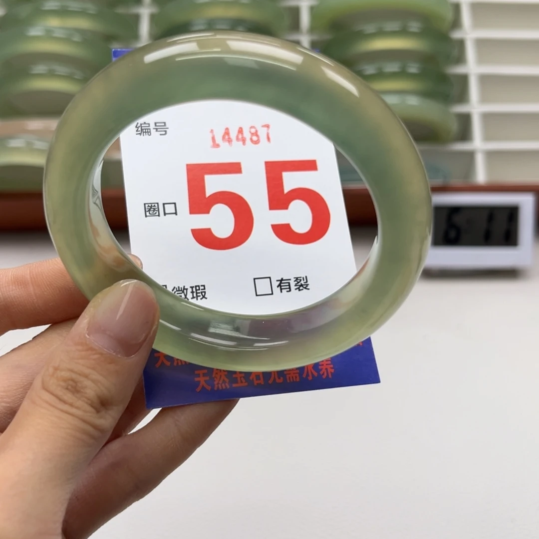 未镶嵌蛇纹石玉手镯