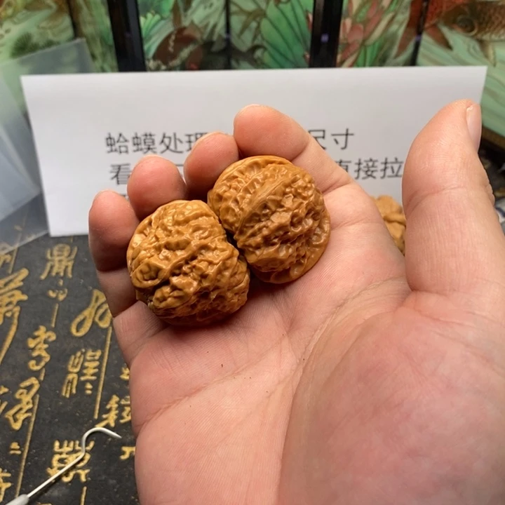 桃核吊坠蛤蟆尺寸37