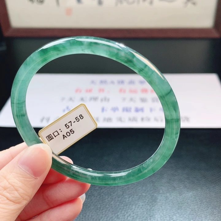 翡翠未镶嵌手镯翡翠手镯86