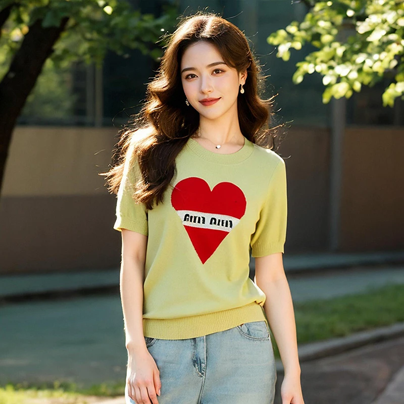 奢姿大码女装2025夏季减龄爱心亮片设计圆领针织衫胖妹妹时尚上衣