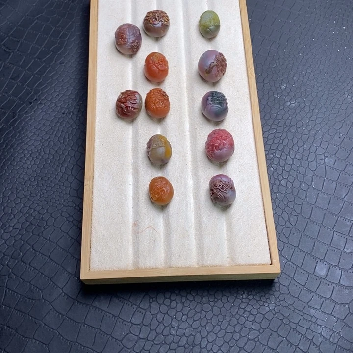 玛瑙/玉髓手串未镶嵌真**味