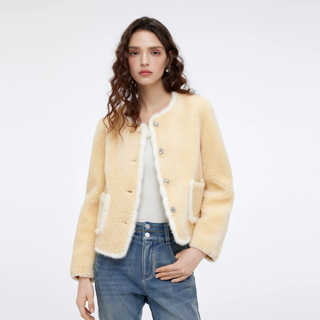 MISSCOCOON小香风外套女冬新款时尚气质柔软短款外套上衣