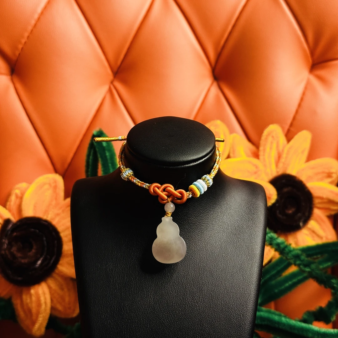 壹屿珠宝 1527 和田玉典藏葫芦手绳