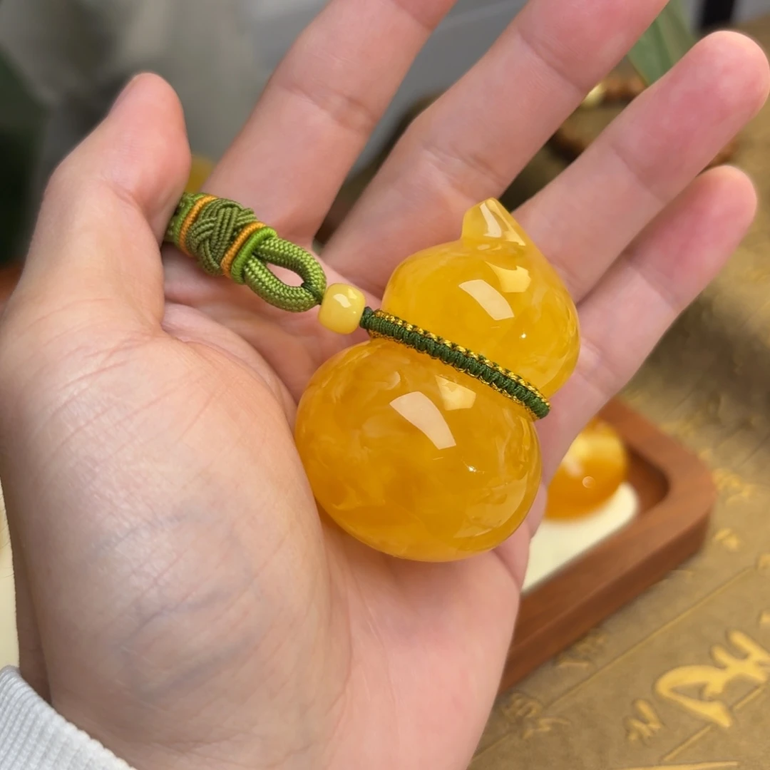 琥珀未镶嵌裸石特价焦皮葫芦