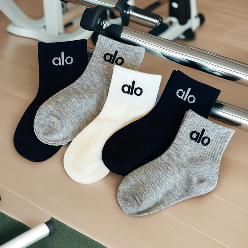 【优吉兔礼盒】男童秋季新款新疆长绒棉运动吸汗防臭不起球中筒袜