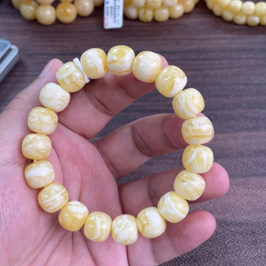 未镶嵌琥珀裸石015000000000