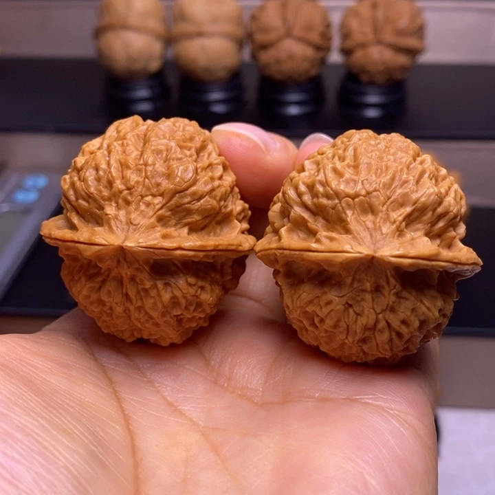 把件文玩核桃绣花鞋38