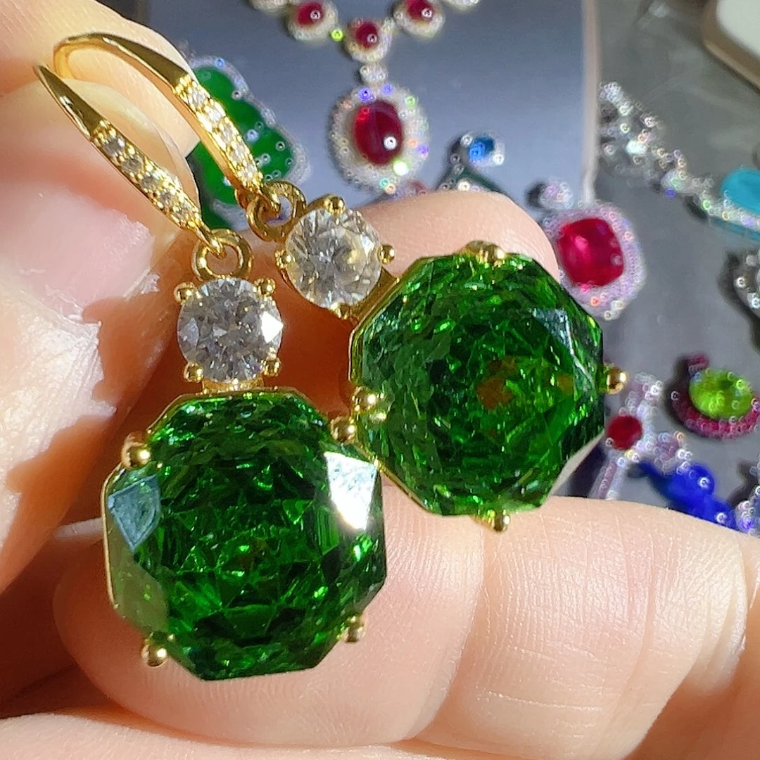 花岗石钨合金红色蓝色吊坠