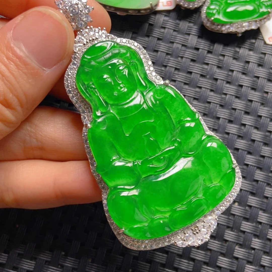 ****翡翠银S925镶嵌颈饰观音吊坠