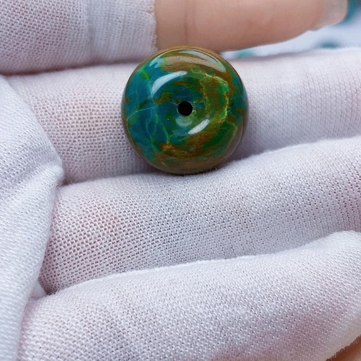 绿松石未镶嵌饰品