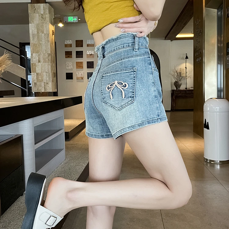 刺绣牛仔短裤女夏季薄款梨形微胖毛边高腰a字版翘臀甜妹阔腿热裤
