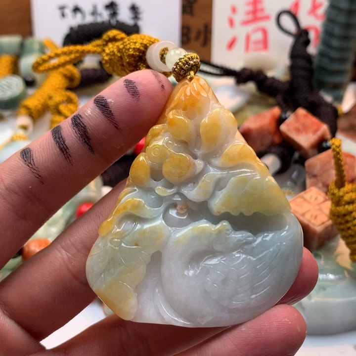 翡翠未镶嵌颈饰保真天然a货翡翠