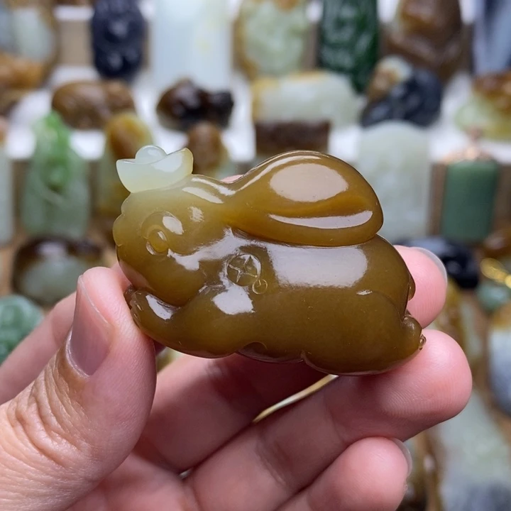 净***雅颈饰未镶嵌和田玉
