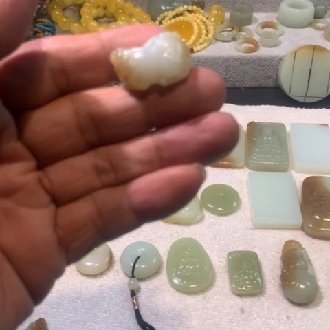 未镶嵌手链和田玉