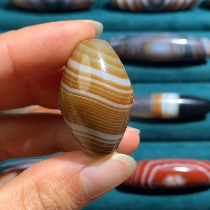 未镶嵌玛瑙/玉髓珠宝奇石