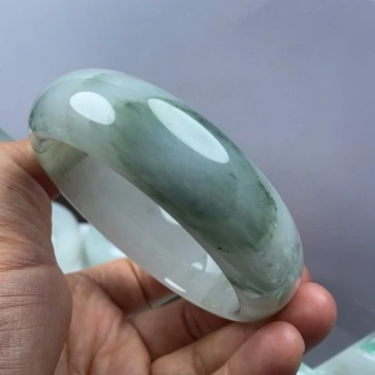 石英质玉（金丝玉）未镶嵌手镯