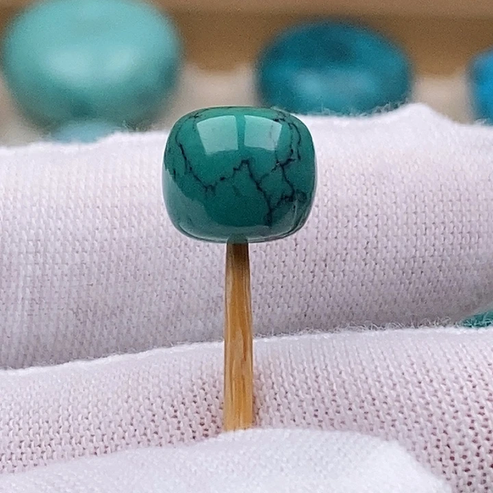 绿松石未镶嵌珠宝奇石9.7