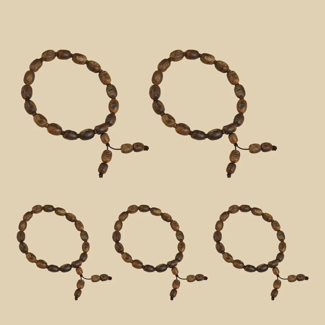 留疤海南奇楠沉香手持手串随形23g+（随形多样性发一）025077