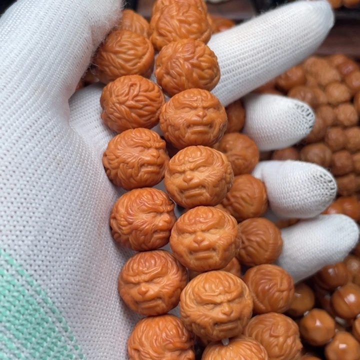 手串猴头核桃冀****来大圣