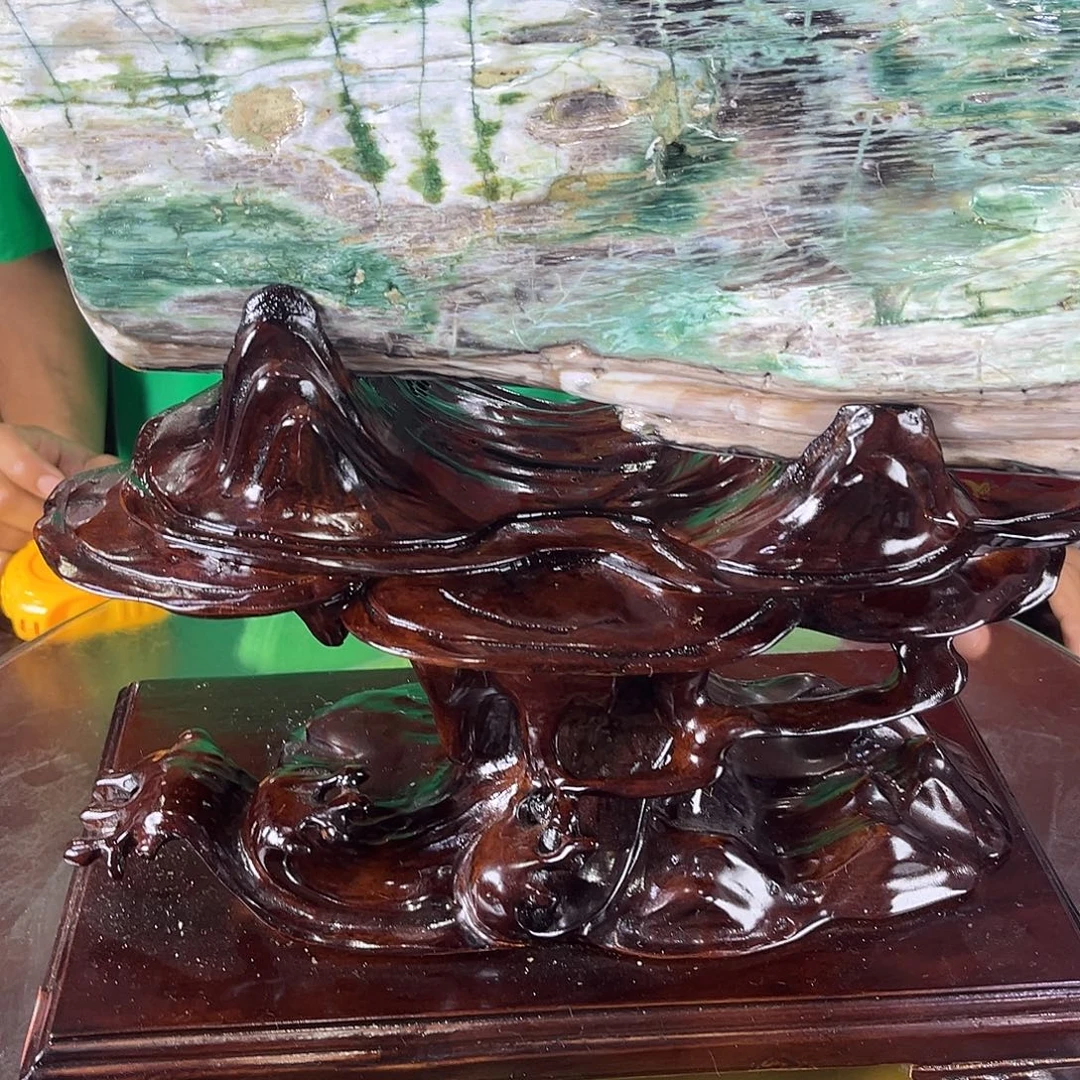 用***4缅甸天然树化玉摆件