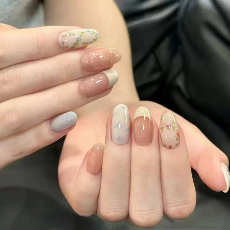 手工穿戴甲手绘小花蝴蝶结