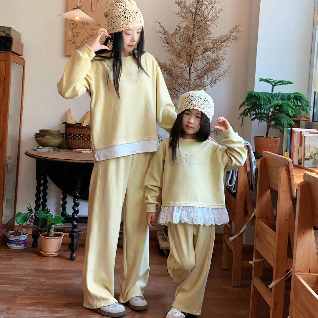 秋上新童装套装软糯料母女穿亲子装烫钻工艺韩版拉链两件套姐妹装