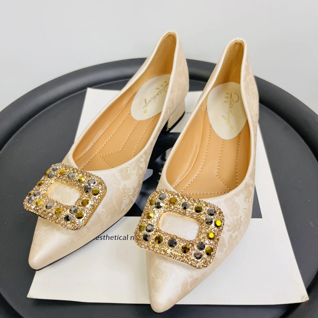 666-183 四季时尚百搭粗跟单鞋低跟软底气质方头