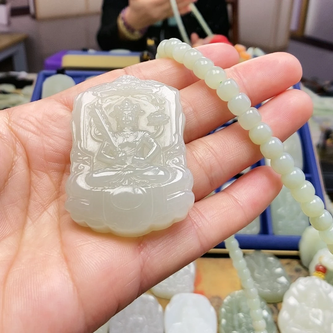 和田玉颈饰未镶嵌强*