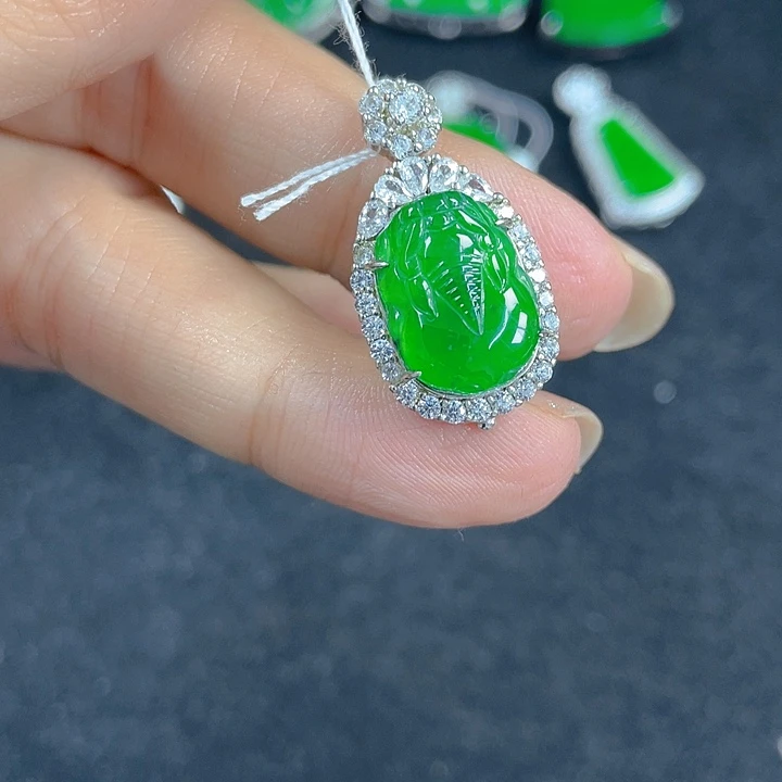 翡翠银S925镶嵌吊坠(不含链)