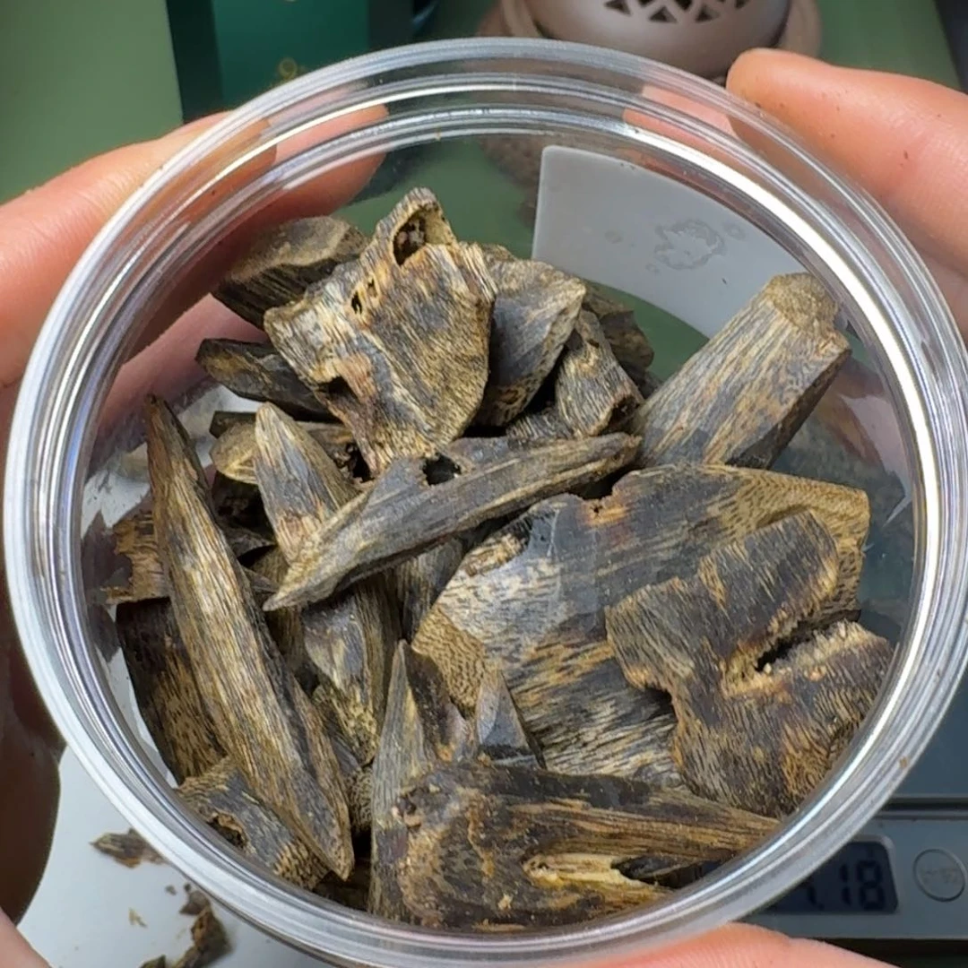 沉香手把件浩*海南陆河高端老块料100克