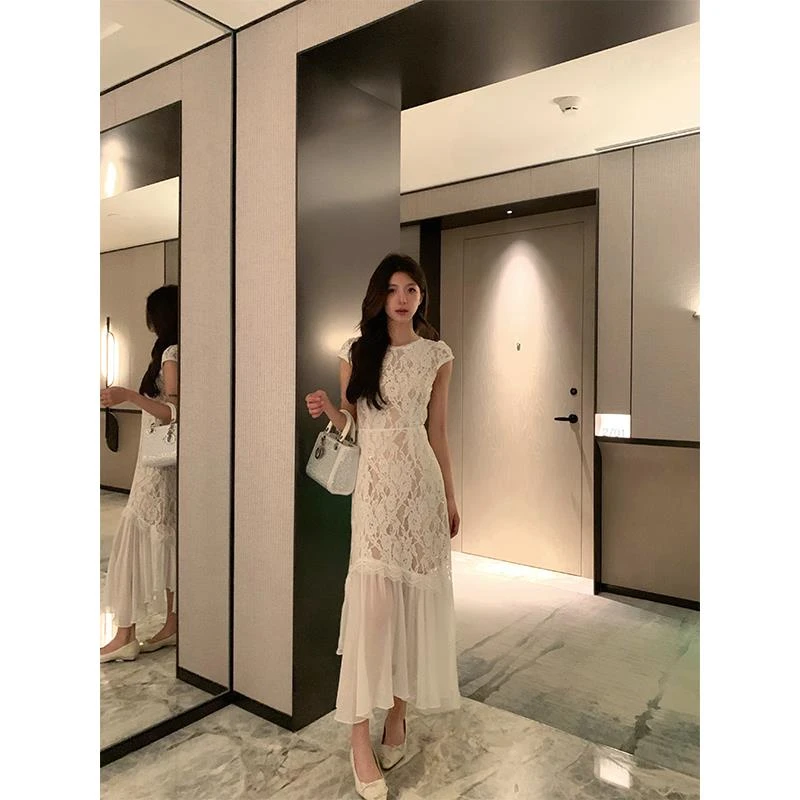 法式白色蕾丝连衣裙女夏季重工气质高级感长裙