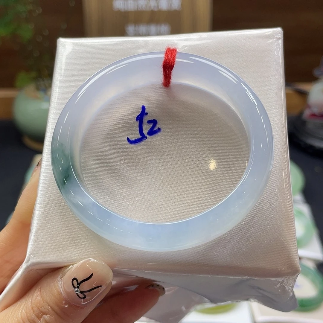 翡翠未镶嵌手镯72 号51.8贵妃