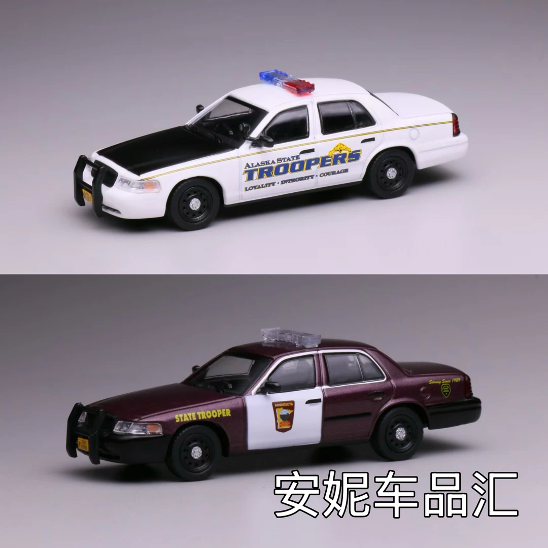 596 model 福特cv萨博班消防车 阿拉斯加州 明尼苏达州警汽车模型