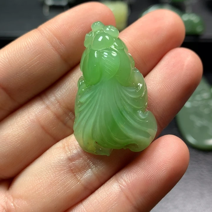 丹***青和田玉未镶嵌颈饰