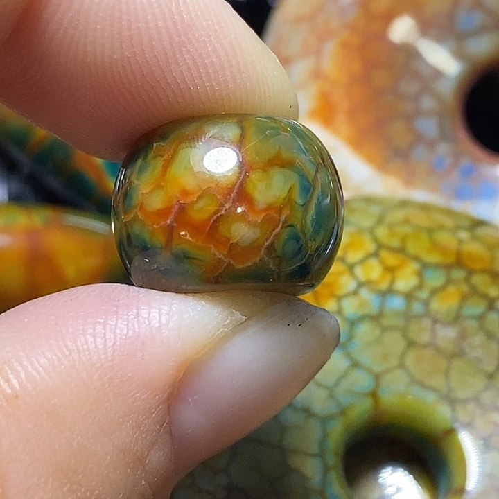 东***望玛瑙/玉髓未镶嵌颈饰