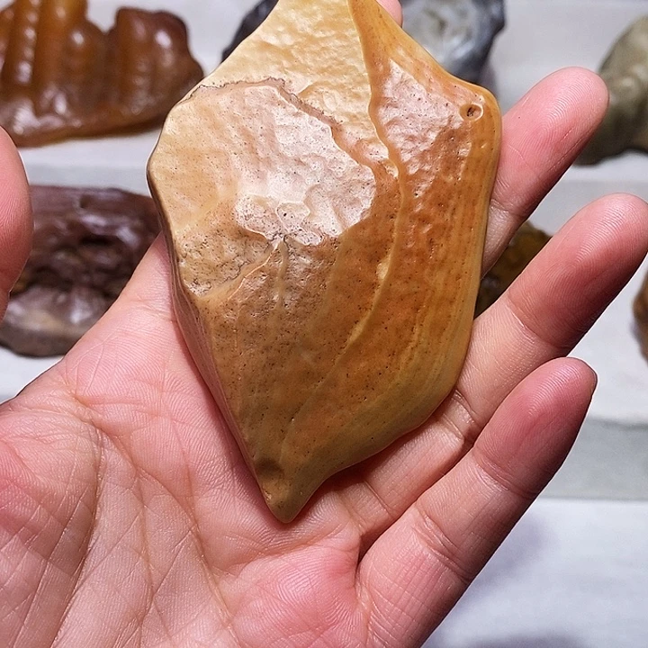 凡***道玛瑙/玉髓合金挂件