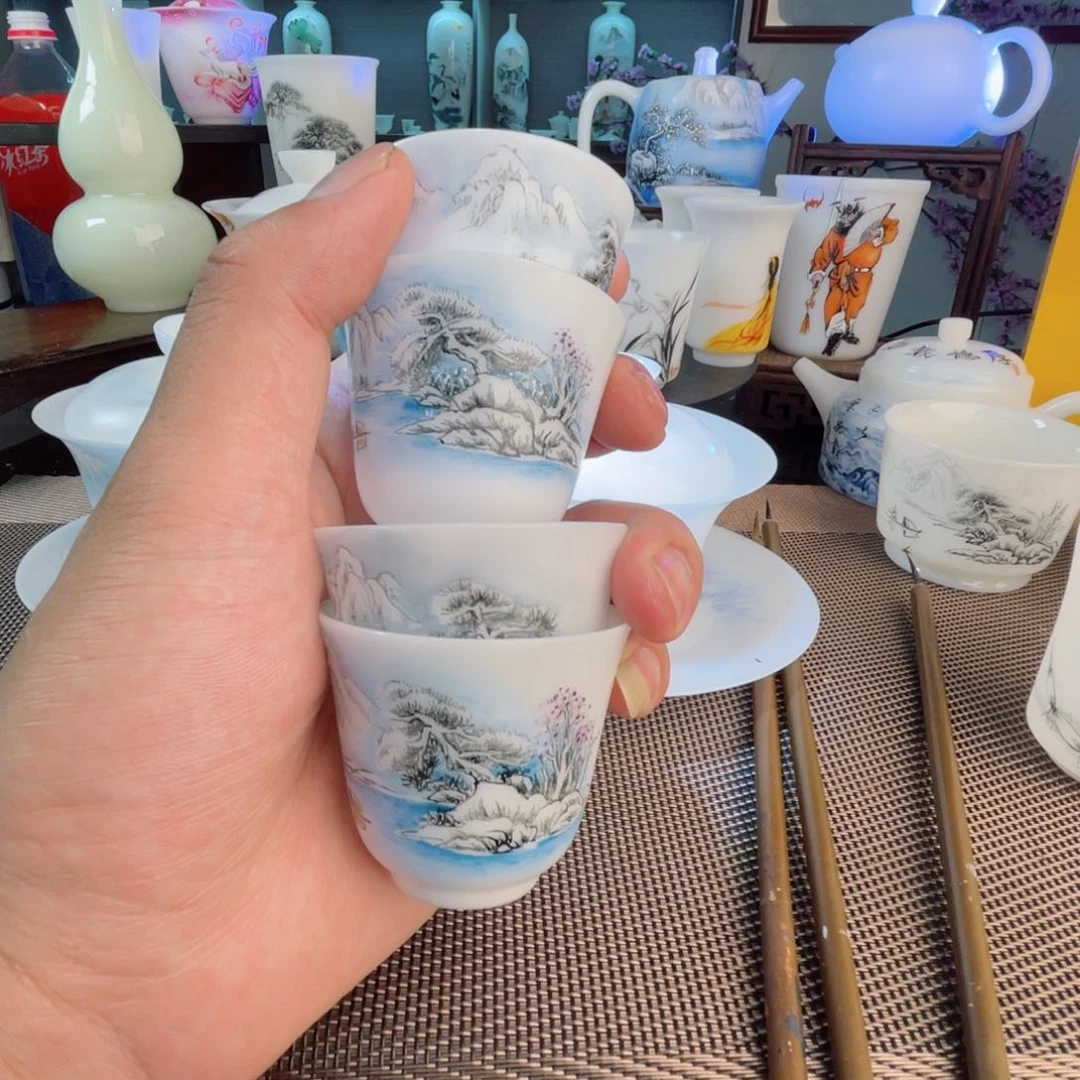 本****制手绘的小卡也太好看了吧呜呜呜好喜欢好