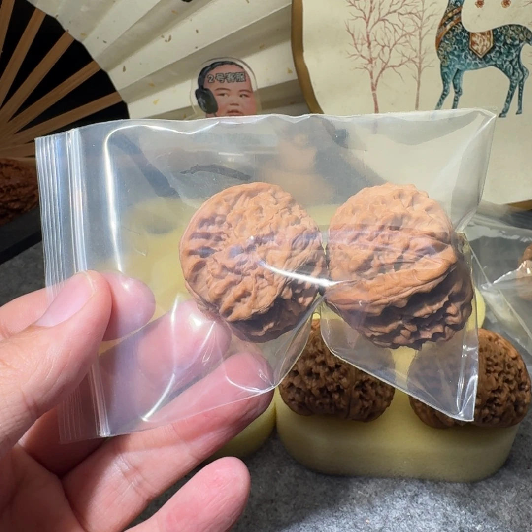 阿***信文玩核桃吊坠龙葵