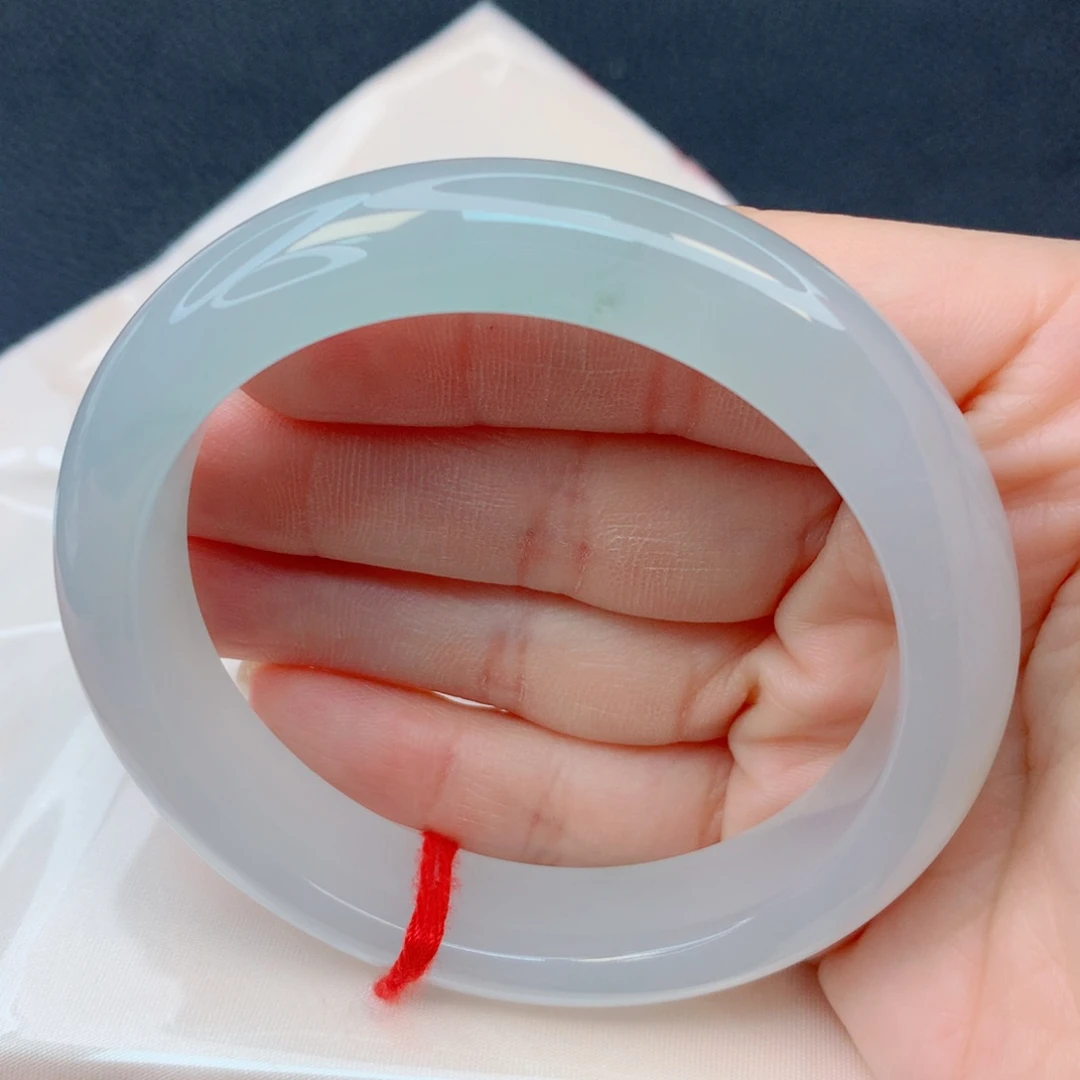 翡翠未镶嵌手镯55-56冰种起胶光渐变晴底