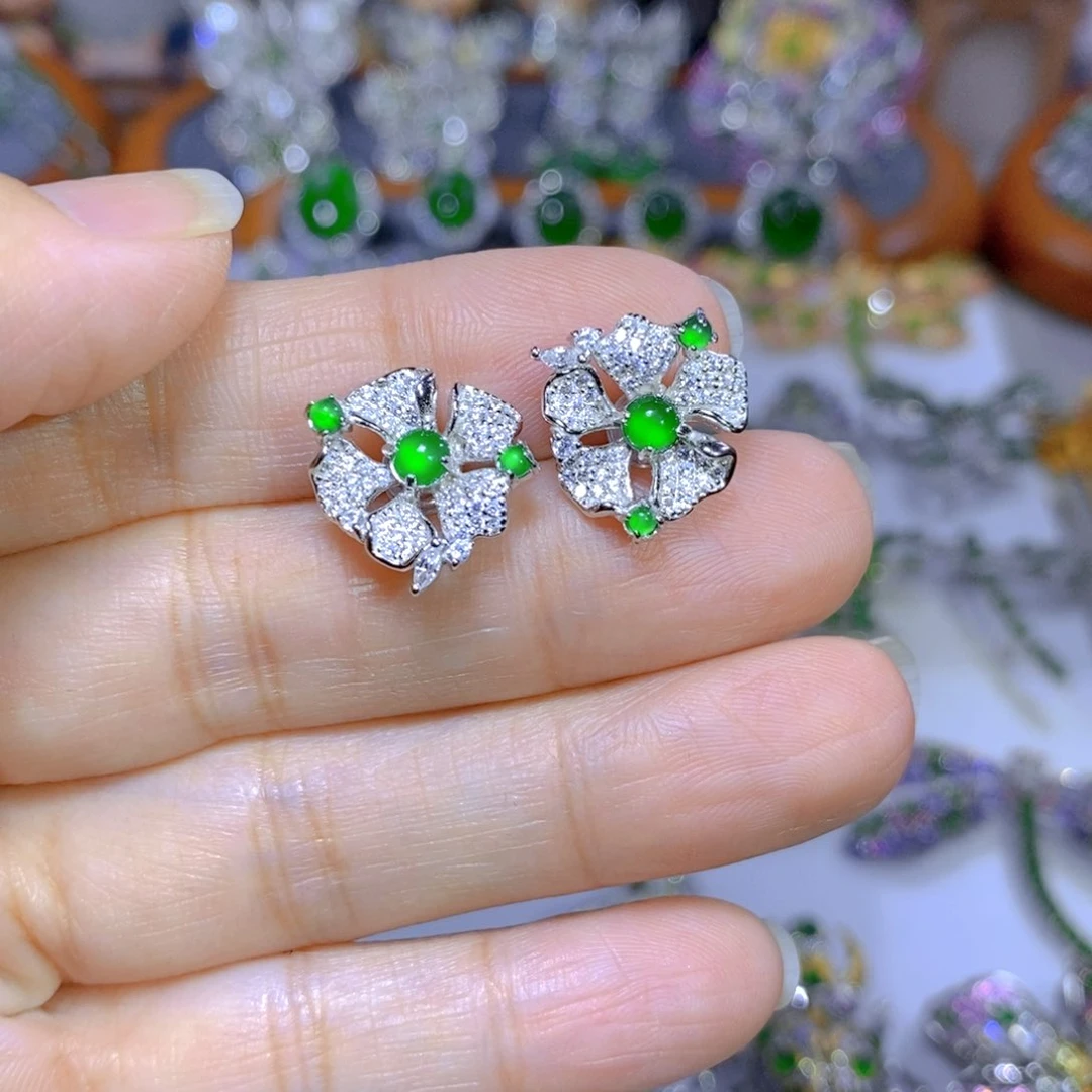 翡翠颈饰银S925镶嵌天然翡翠