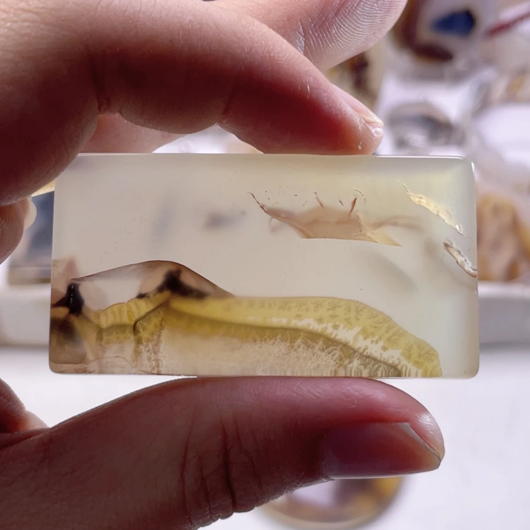 玛瑙/玉髓未镶嵌珠宝奇石