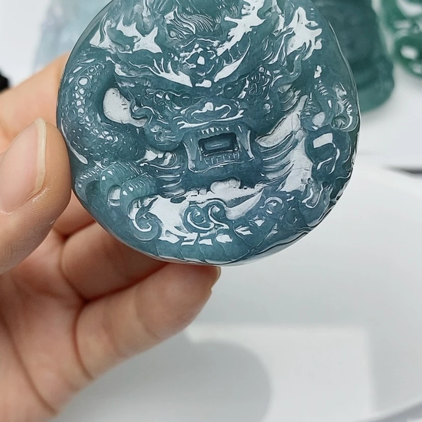 【闪购商品】翡翠颈饰未镶嵌