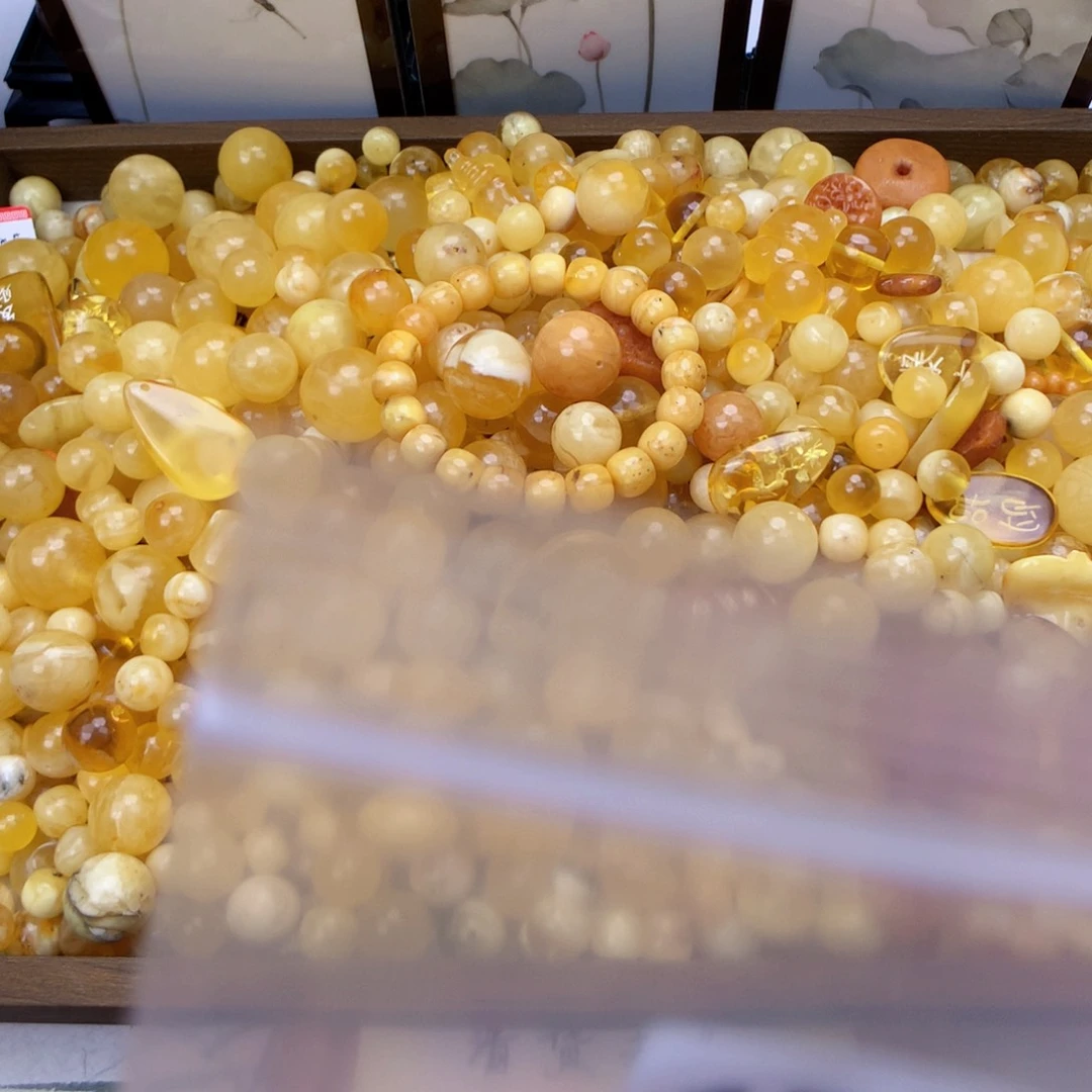 未镶嵌琥珀珠宝奇石9.8